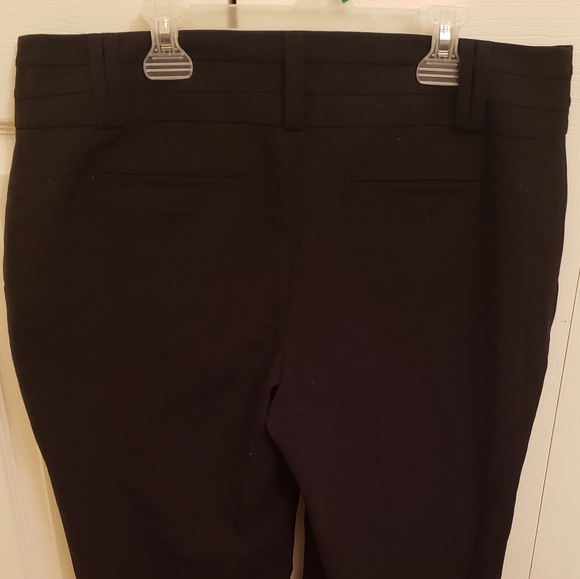 3/$25 Reitmans black crop/petite wide leg dress pants, mid-rise size 12p - Picture 7 of 7